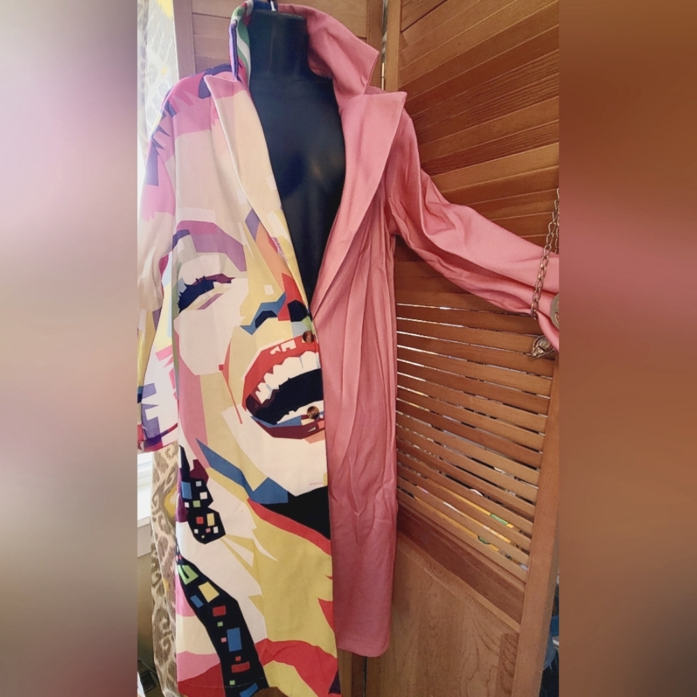 Marylin Monroe coat